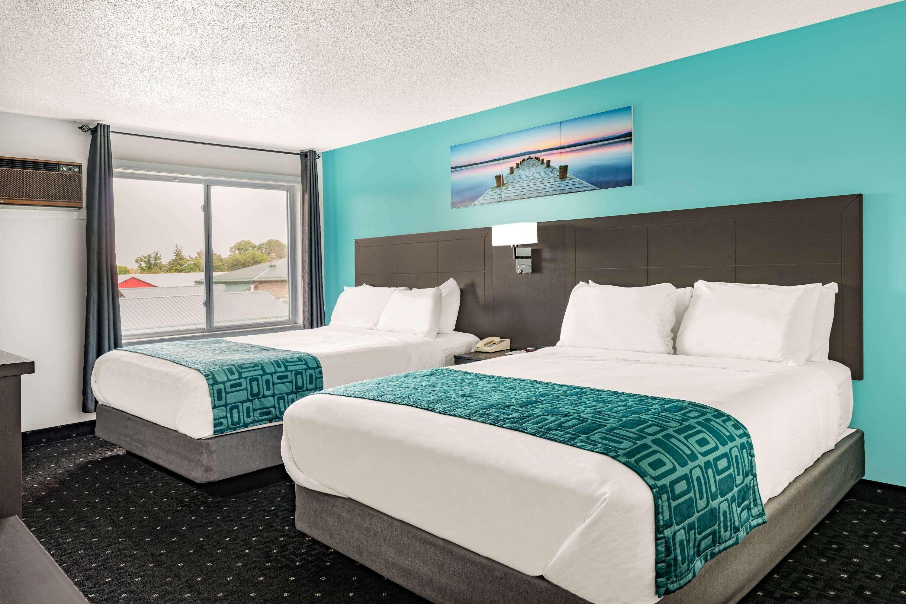 Howard Johnson By Wyndham Gananoque Eksteriør billede